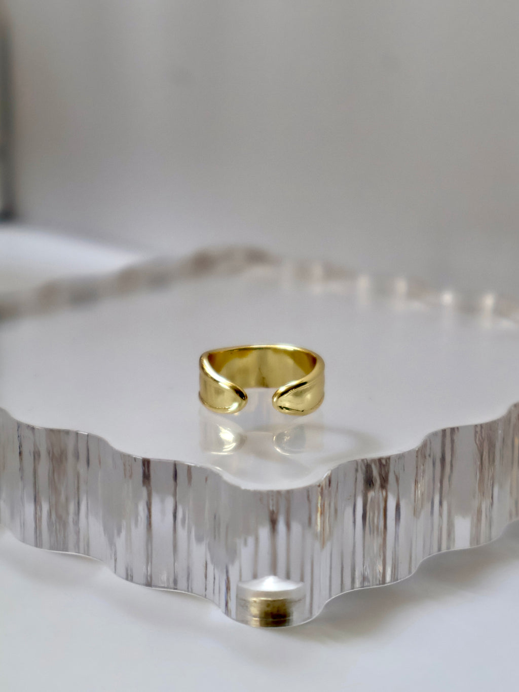 Minimalist Ring