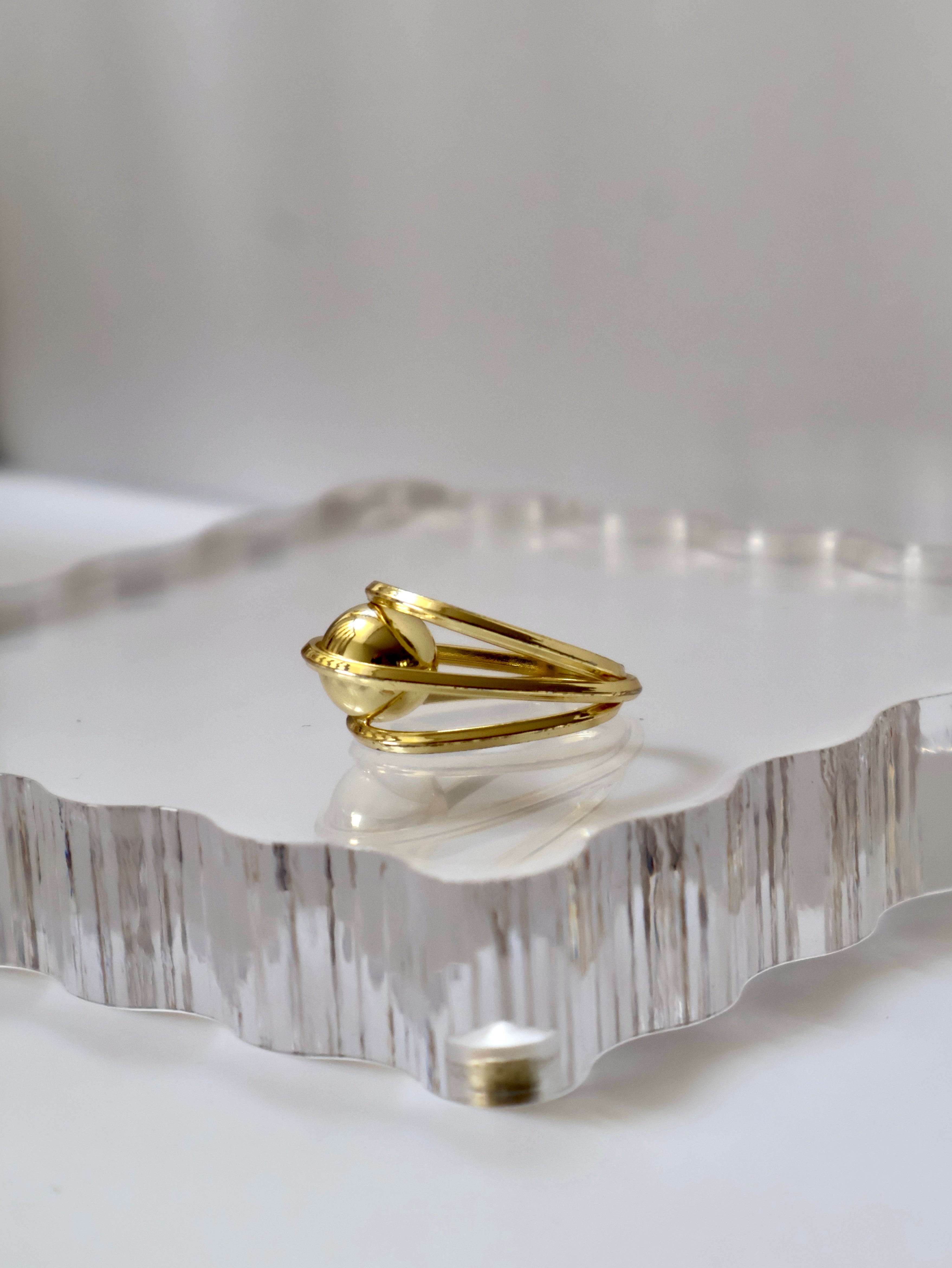 Sphere Statement Ring